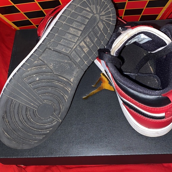 Jordan Retro 1s Chicago Bulls 🥵🥵🥵🥶 - Picture 5 of 5